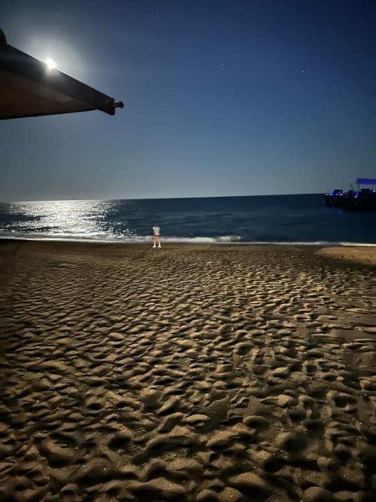 Strand Xanadu Resort Hotel