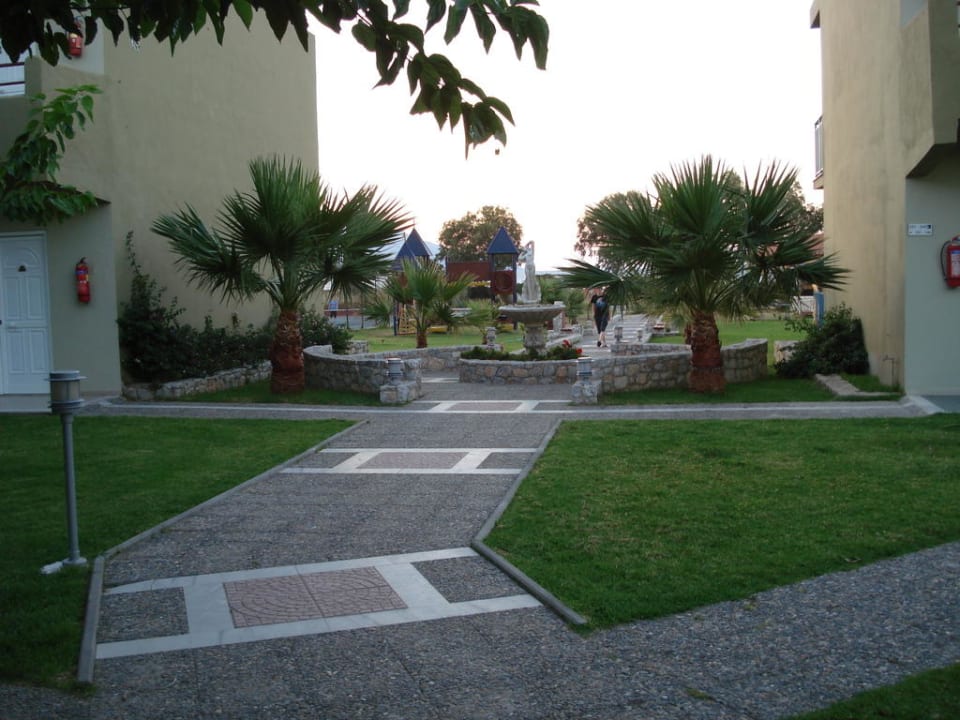 Weg zum Strand Eliros Mare
