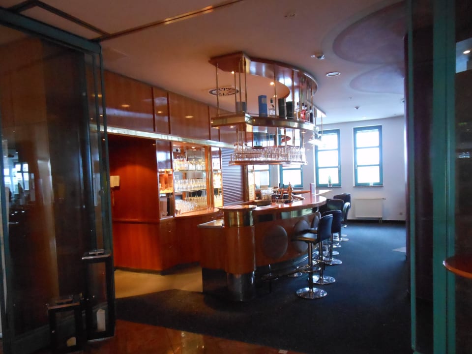 Kaminbar H+ Hotel Limes Thermen Aalen