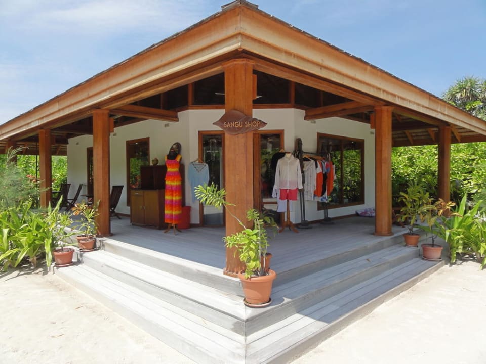 Sangu Shop Kuredu Kuredu Island Resort & Spa