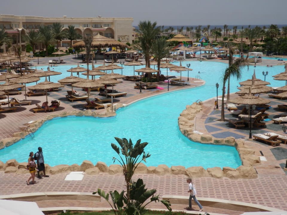 Pool Pickalbatros Royal Moderna Resort-Sharm El Sheikh