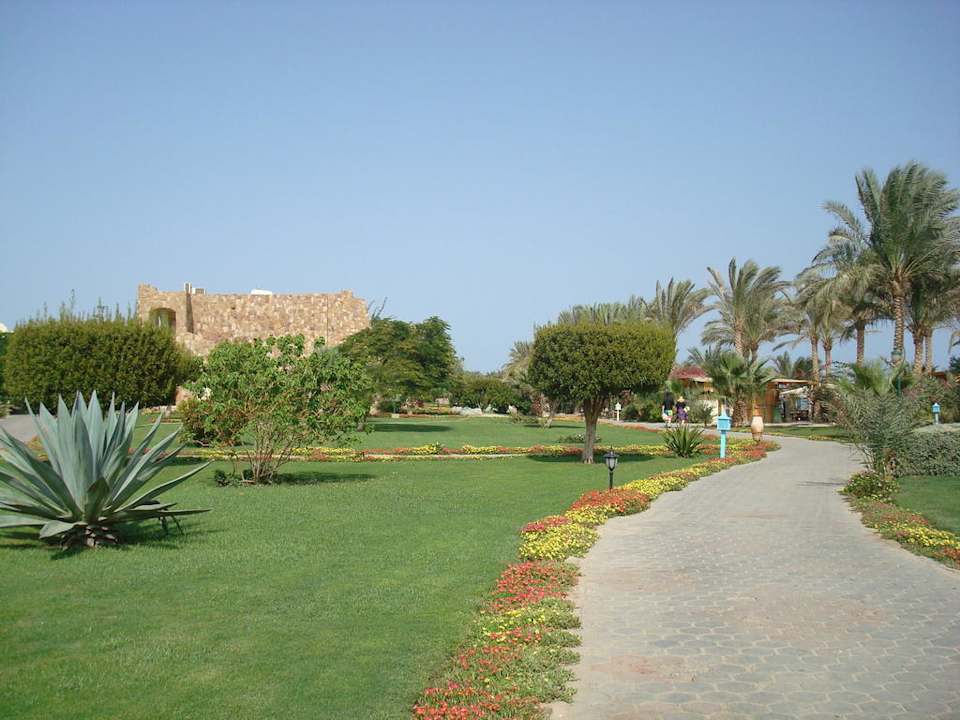 Gartenanlage Brayka Bay Resort