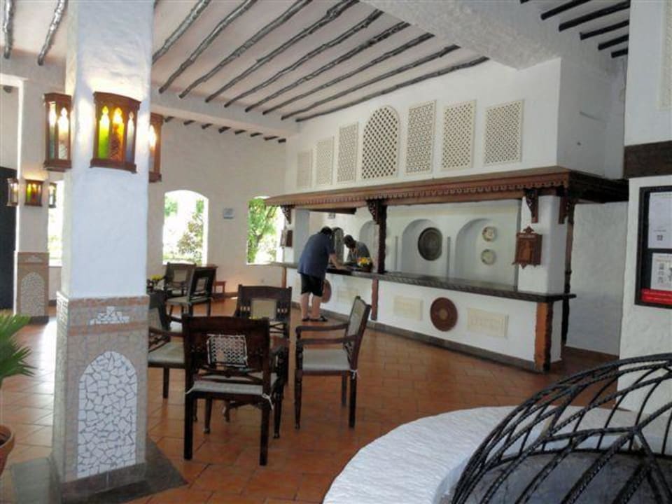 Blick auf die Rezeption Hotel Diani Sea Lodge