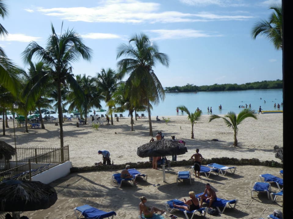 Hoteleigener Strandabschnitt BelleVue Dominican Bay