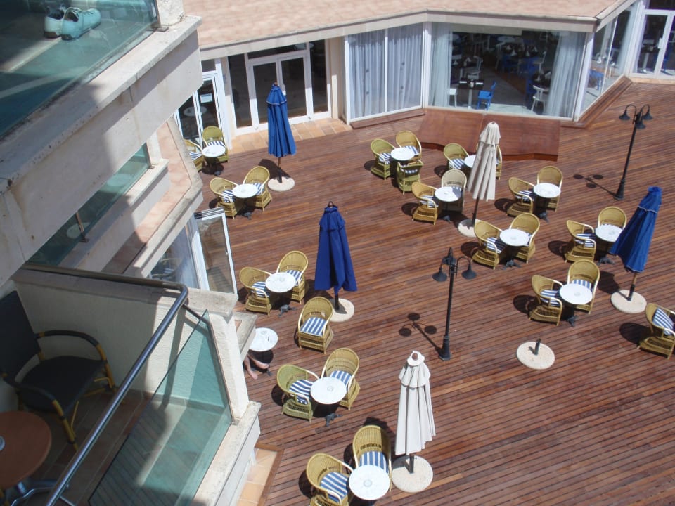 In den Innenbereich Boutique Hotel H10 Blue Mar