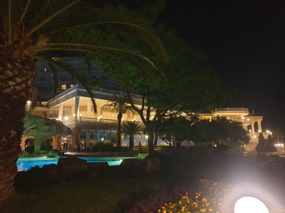 Außenansicht Starlight Resort Hotel