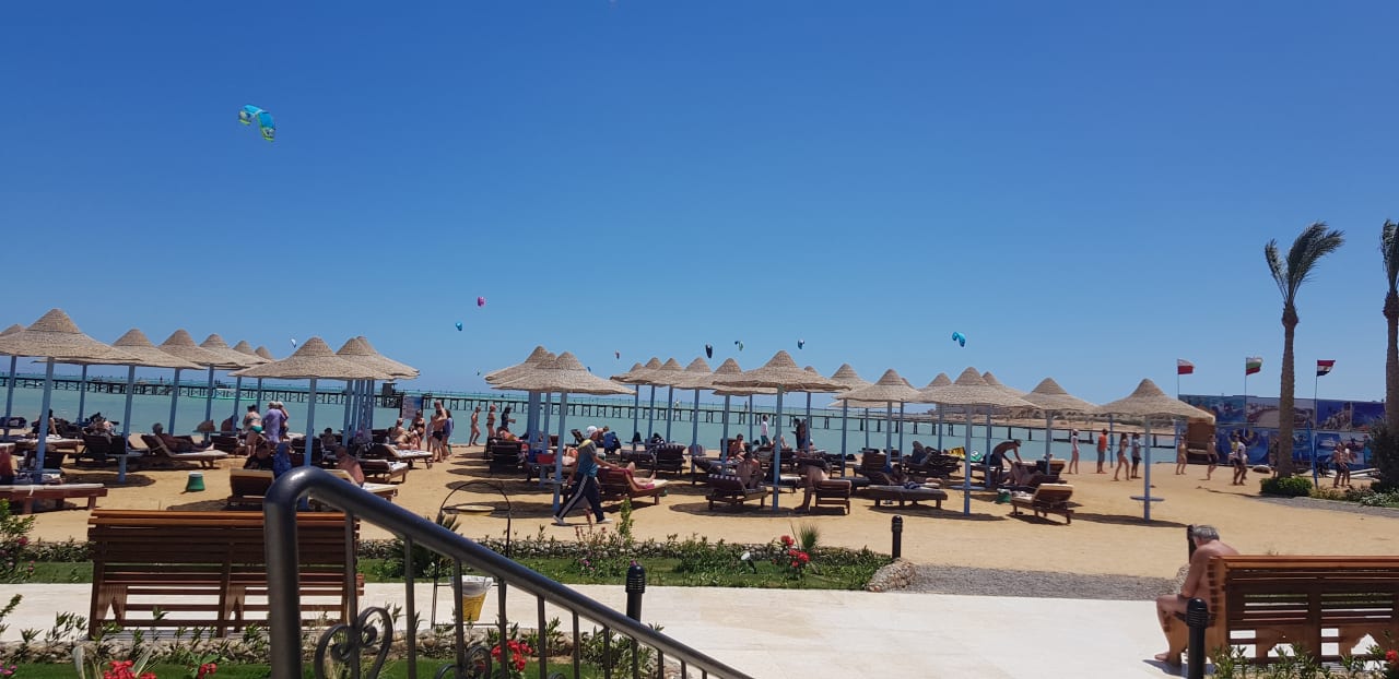 Strand Le Jardin Aqua Park Resort