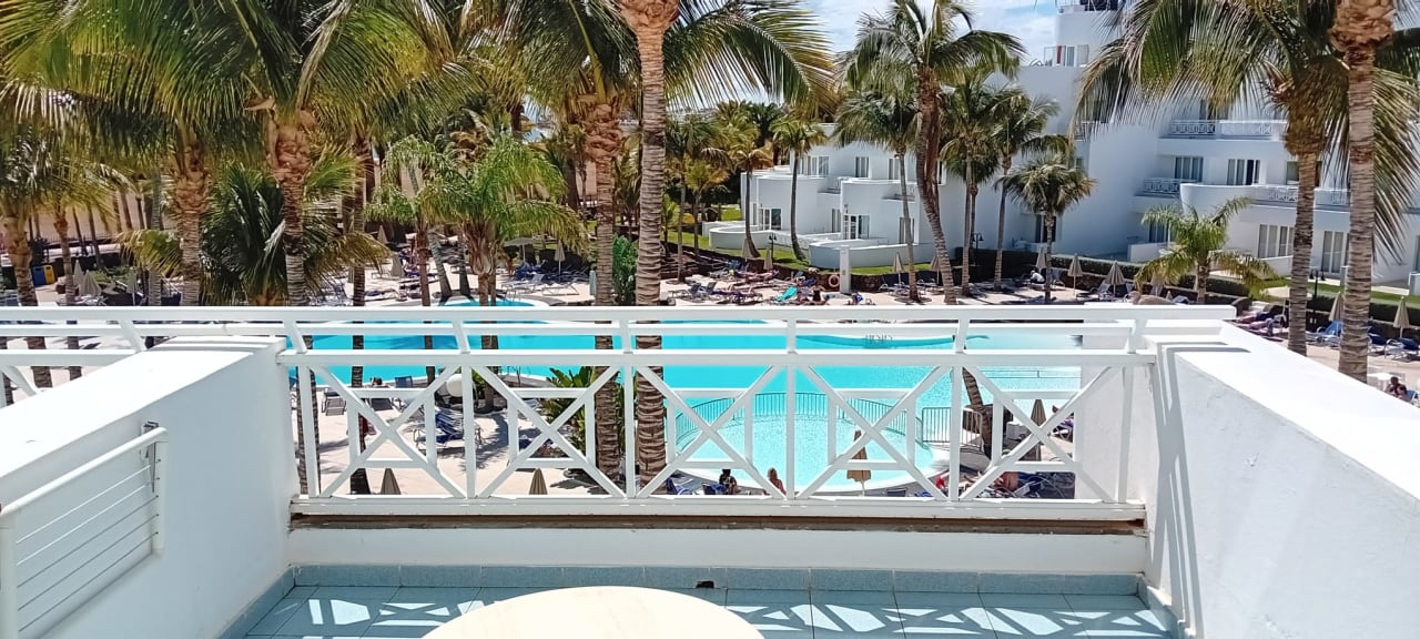 Pool Hipotels La Geria