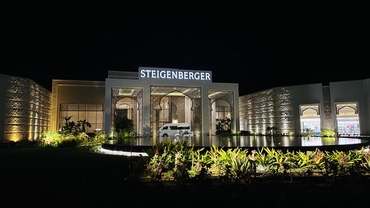 Außenansicht Steigenberger Resort Ras Soma