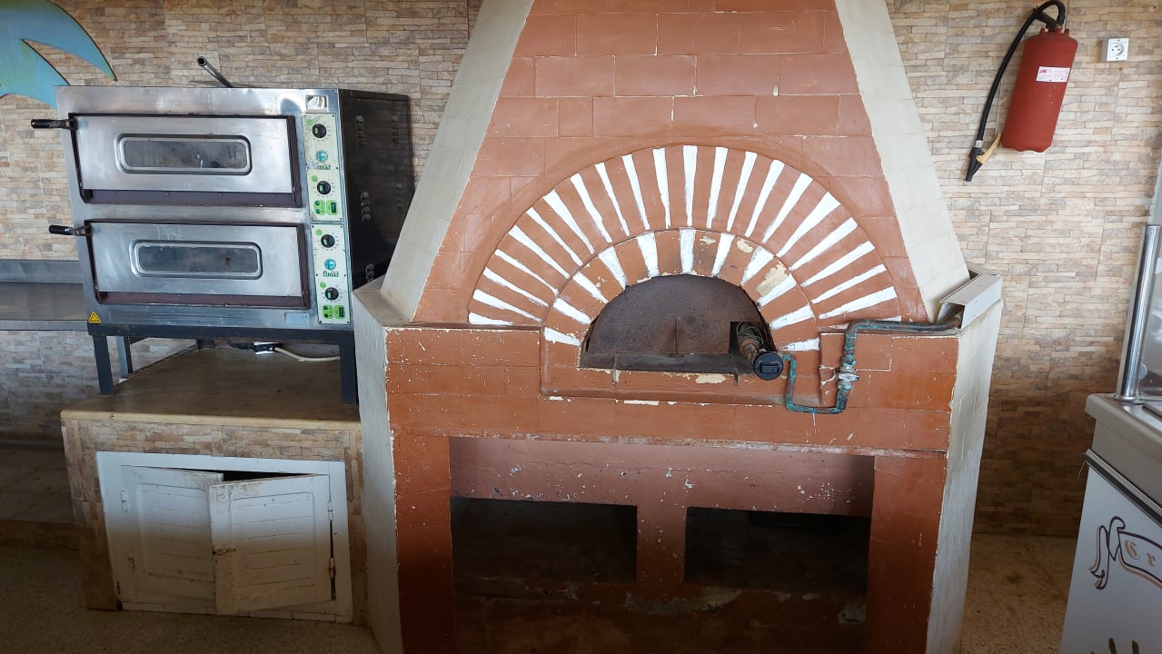 Gastro Hotel Royal Nozha