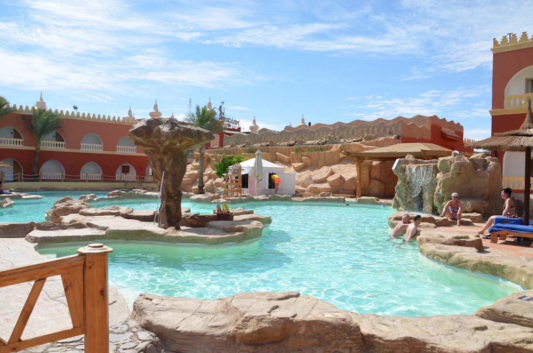 Бассейн Pickalbatros Alf Leila Wa Leila Resort - Neverland Hurghada