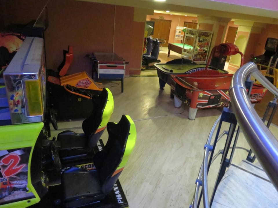 Spieleecke Salamis Bay Conti Resort Hotel & Casino