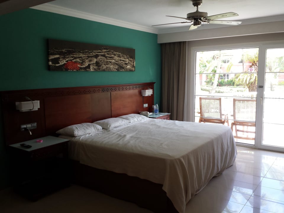 Junior Suite - Bett Grand Palladium Select Bávaro Resort & Spa