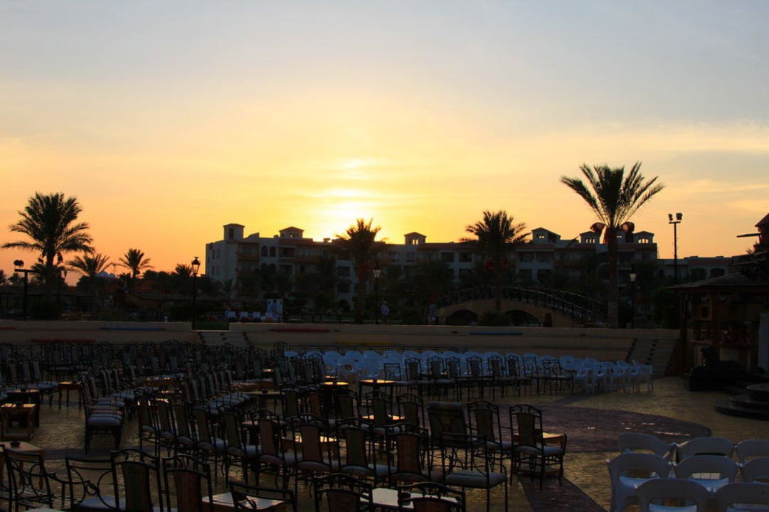 Blick zum 6000 Block Pickalbatros Dana Beach Resort - Hurghada