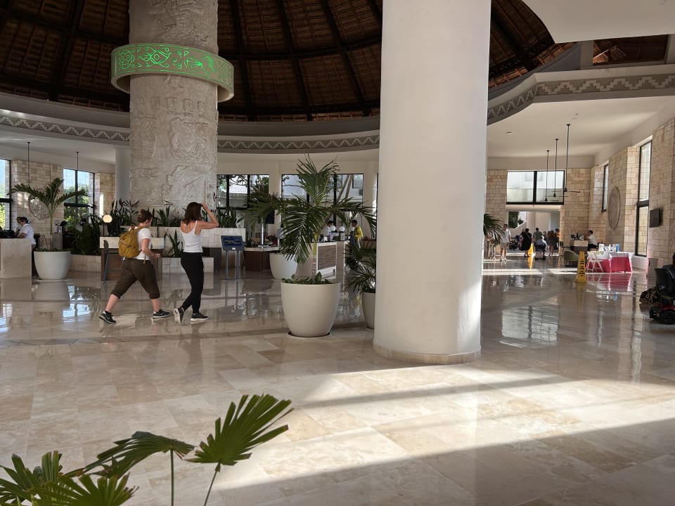 Lobby Bahia Principe Grand Tulum