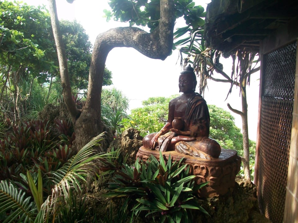 Massagepavillion Lingganay Boracay Resort