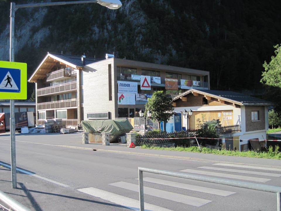 Neubau 2013 Hubertus Hotel - Café - Gasthaus