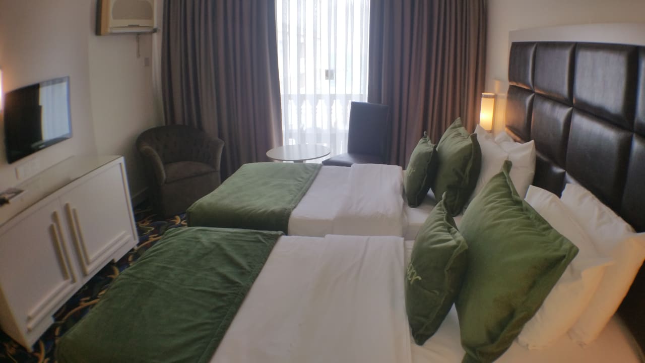 Zimmer Oscar Resort Hotel