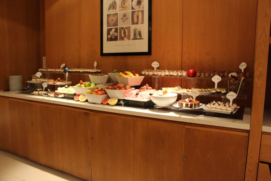 Nachspeisen Napa Mermaid Hotel & Suites