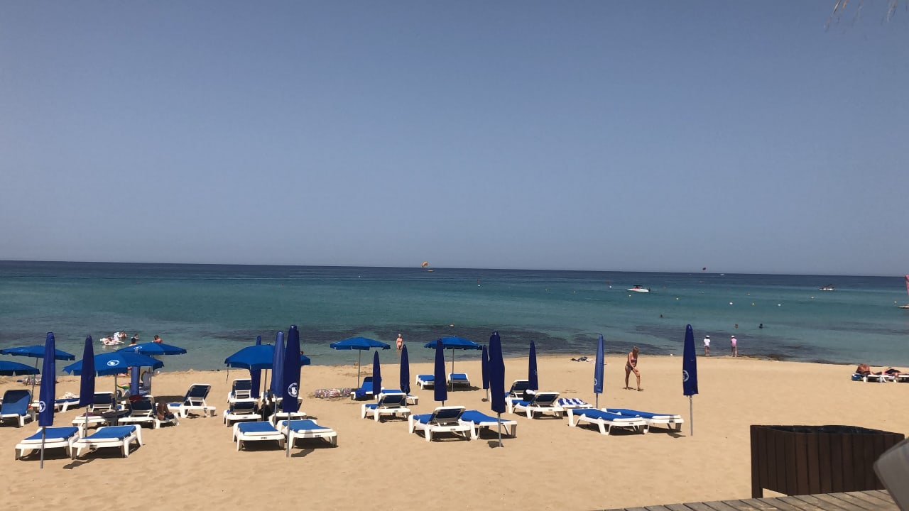 Strand Constantinos The Great Beach Hotel