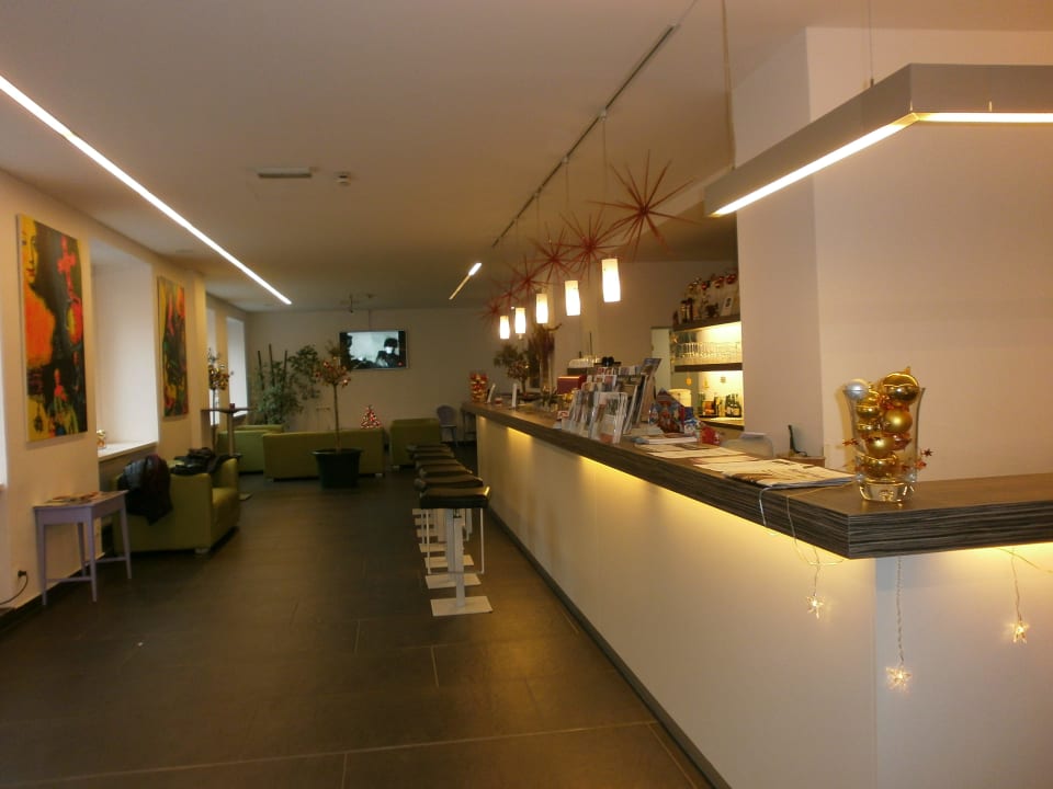 Bar neben der Rezeption Hotel Hofwirt