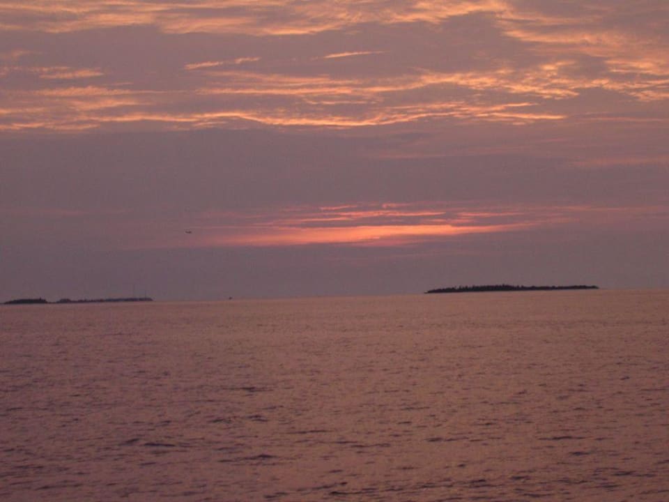 Sonnenuntergang Kuredu Island Resort & Spa