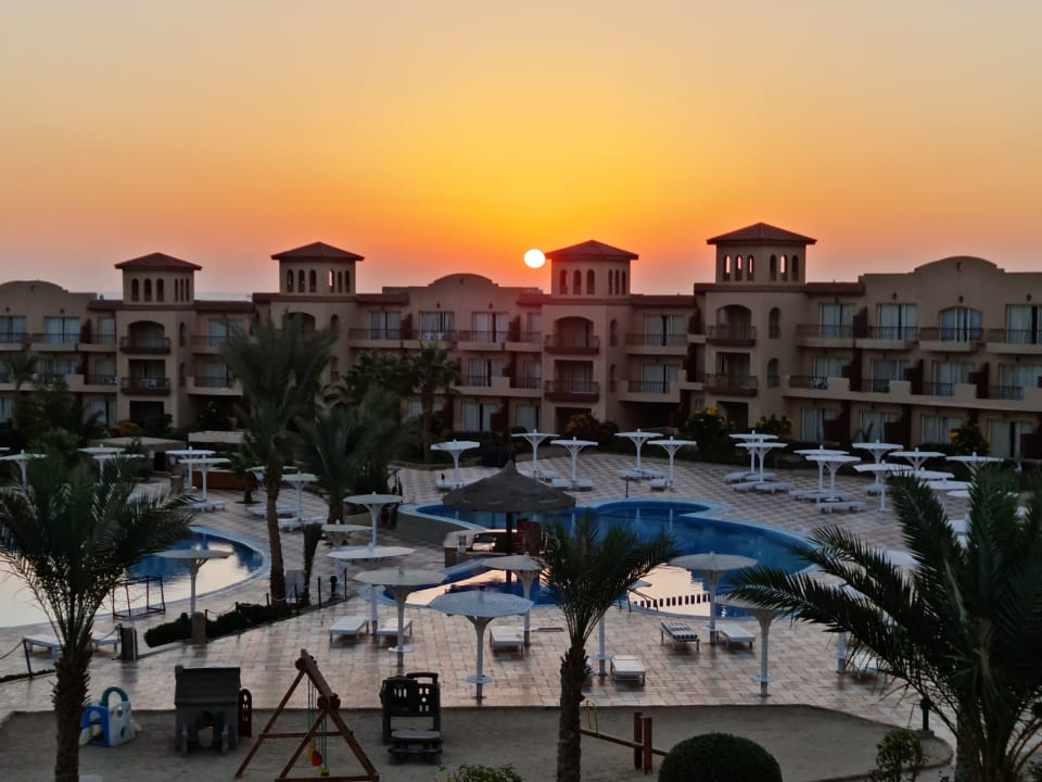 Ausblick Pensée Royal Garden Beach Resort
