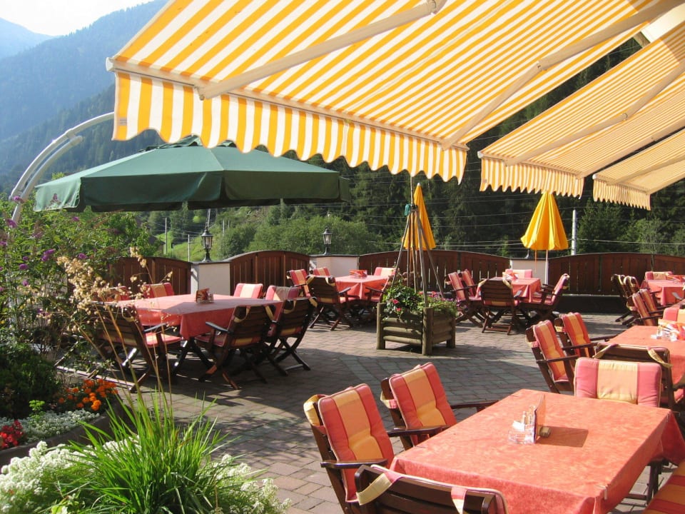 Terrasse Hotel Troschana