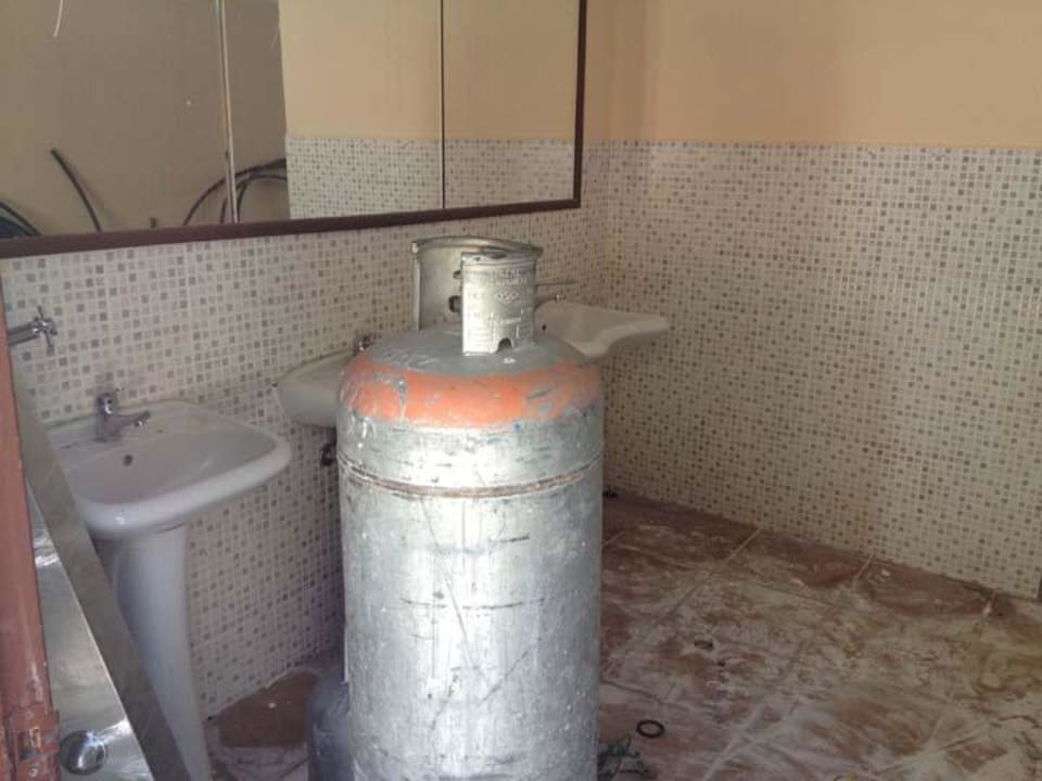 Sanitäre Anlage beim Pool Selge Beach Resort