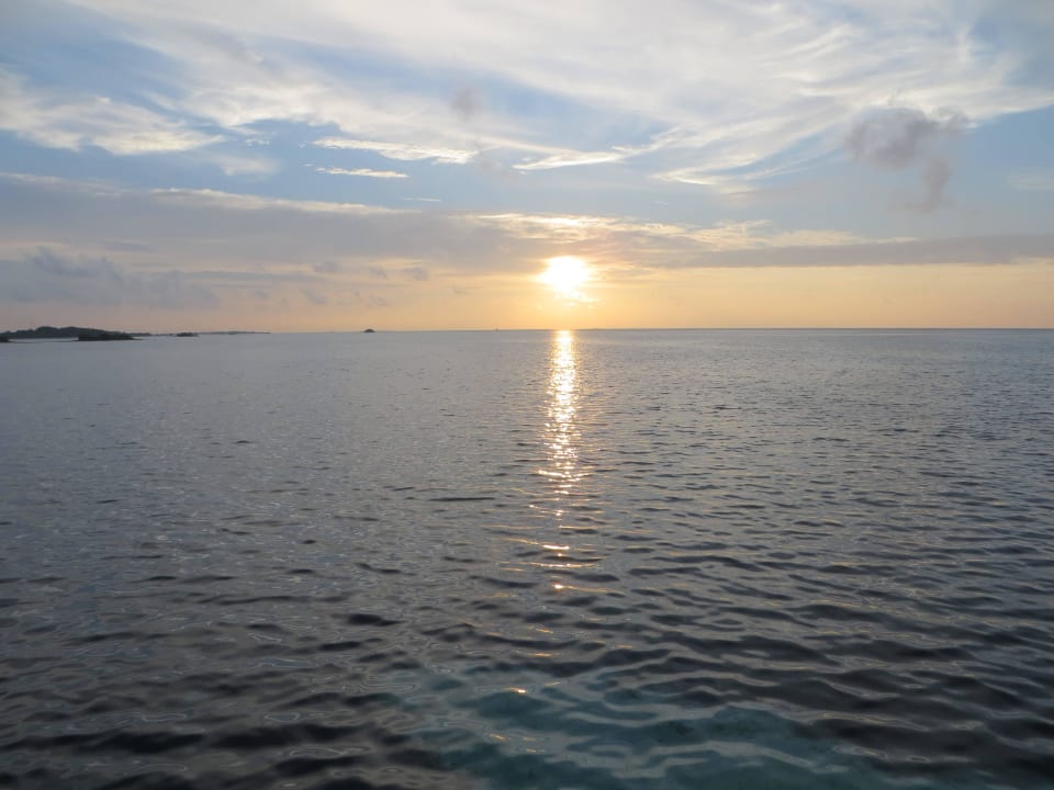 Sonnenuntergang am Strand in Bildern Adaaran Select Hudhuran Fushi - Premium All Inclusive
