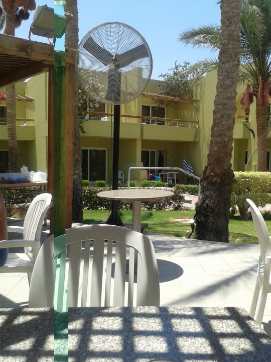 Gastro Palm Beach Resort