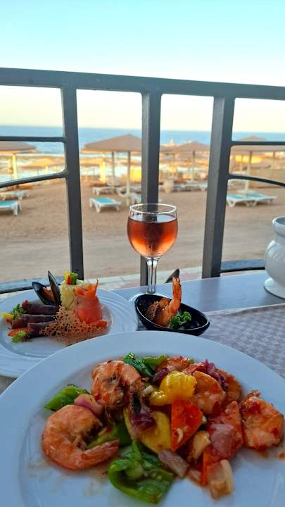 Gastro Serenity Alpha Beach