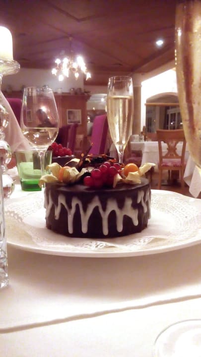 Kuchen zum Hochzeitstag Hotel AlpenSchlössl