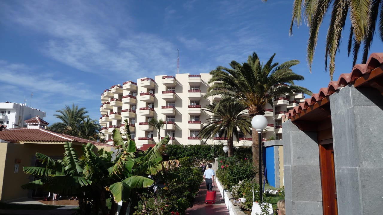 Blick auf das Hotel Rondo HL Miraflor Suites Hotel