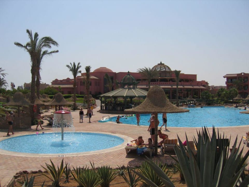 Blick auf das Hauptgebäude Pickalbatros Aqua Blu Resort - Sharm El Sheikh