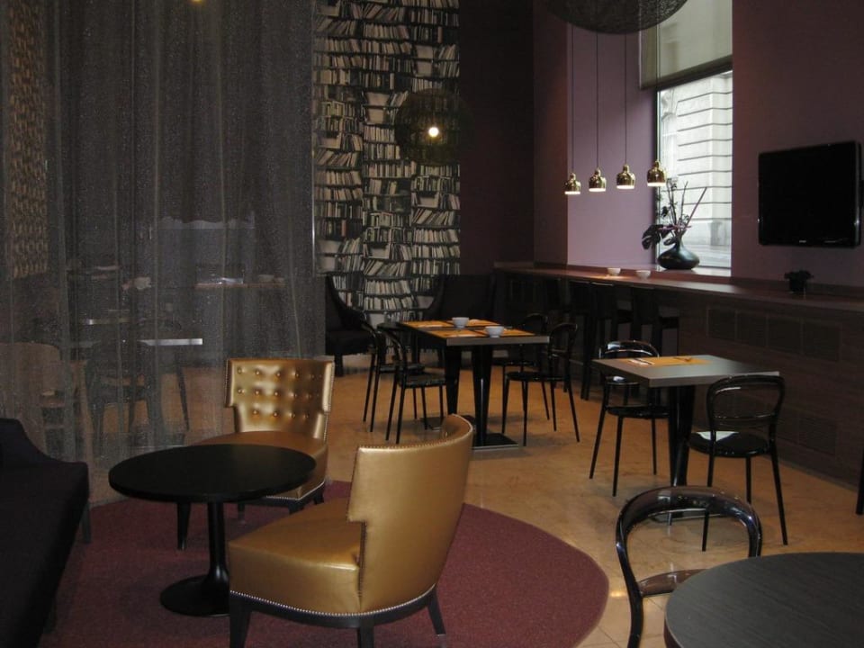 Frühstücks- und Aufenthaltsbereich Aparthotel Adagio Vienna City