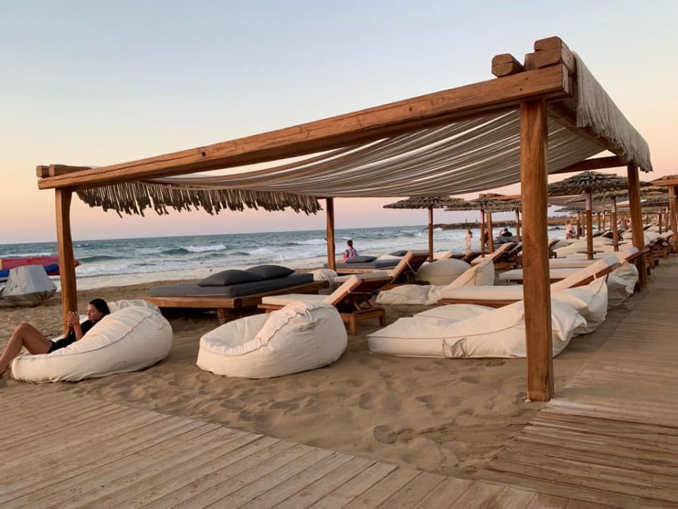 Strand Mitsis Rinela