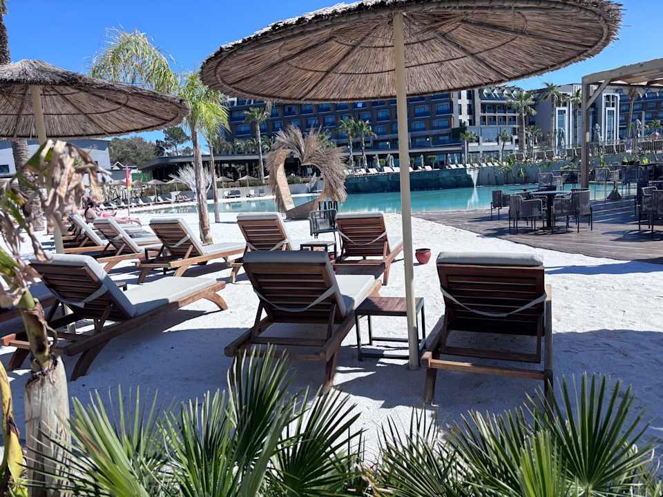 Pool Lago Hotel