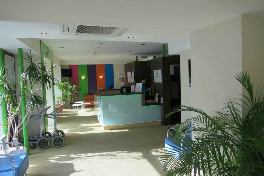 Lobby Area Hotel Ibis Styles Le Puy en Velay