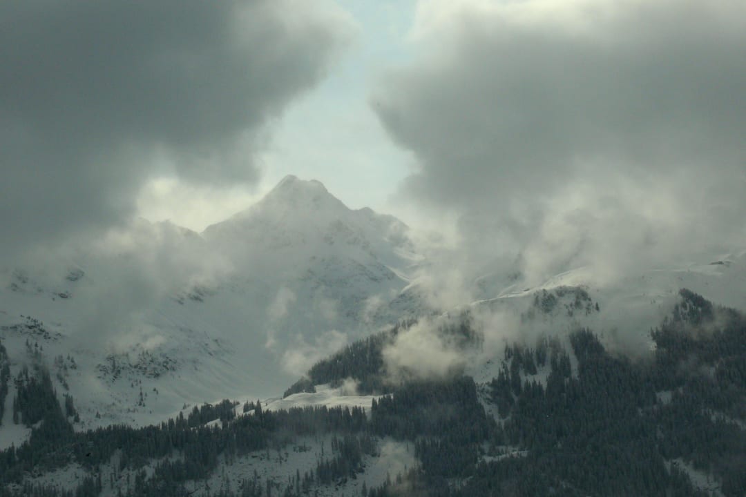 Wolken über dem Silbertal Panoramagasthof Kristberg