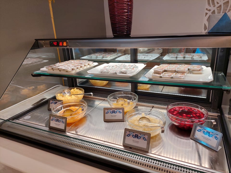 Gastro Jacaranda Luxury Resort