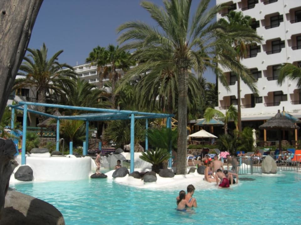 Pool Corallium Beach by Lopesan Hotels - Adults only