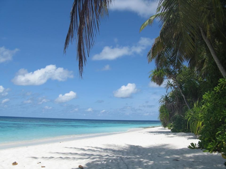 Strand Madoogali Resort