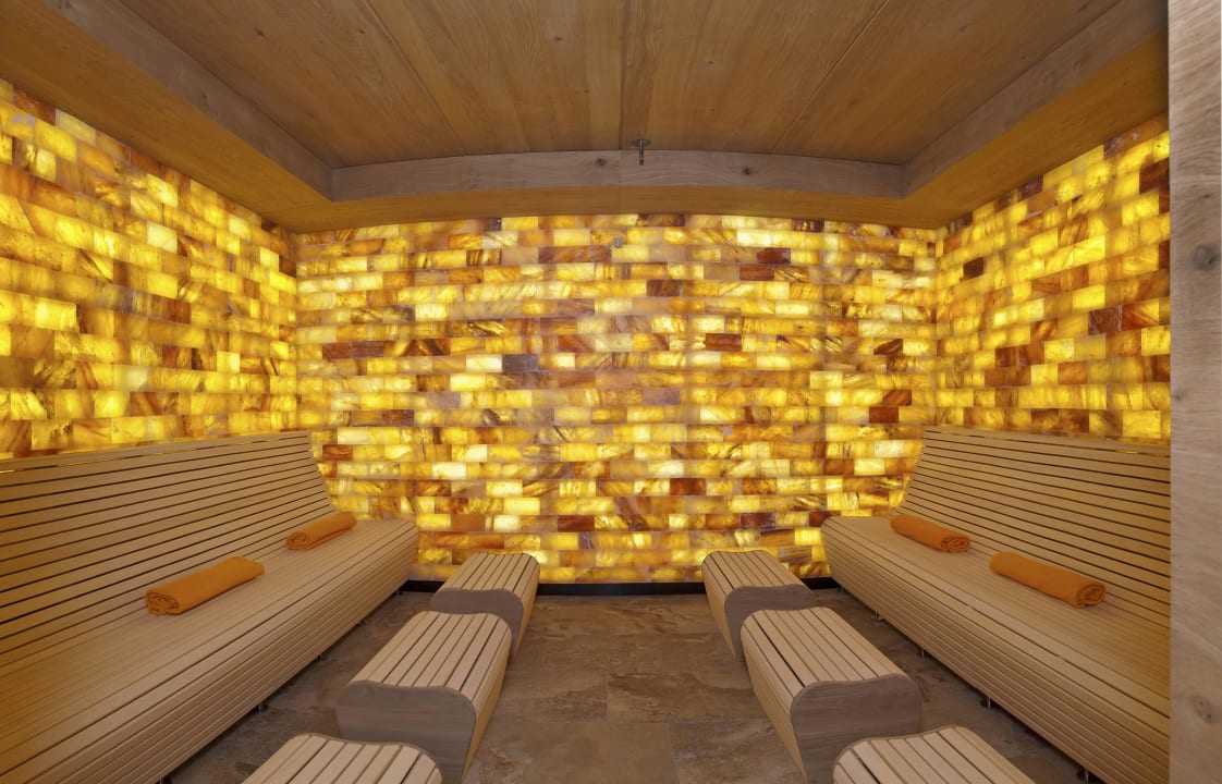 Himalaya Salzsauna - Wellness im Verwöhnhotel Verwöhnhotel Kristall