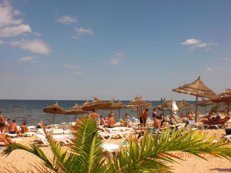 Strand mit Meer Eden Club