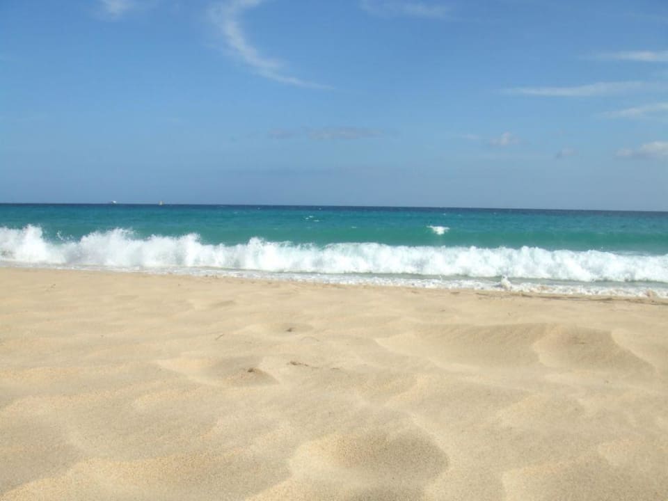 Strand unterhalb des Hotels bei stärkerem Wind Club Jandia Princess