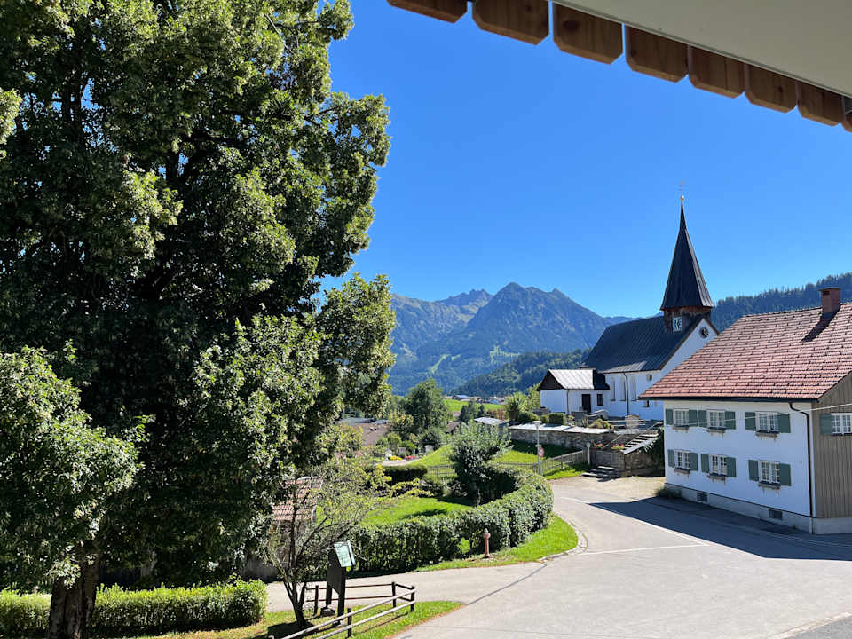 Zimmer Maisel  - Berge. Heimat. Balance.