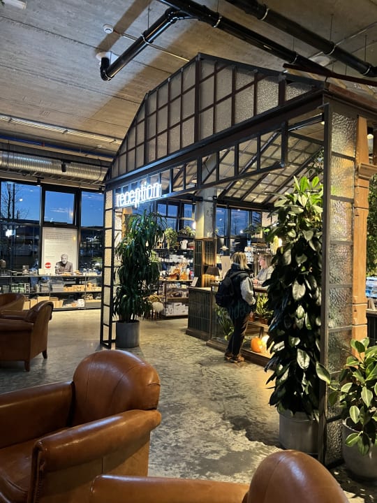 Lobby The Greenhouse Hotel