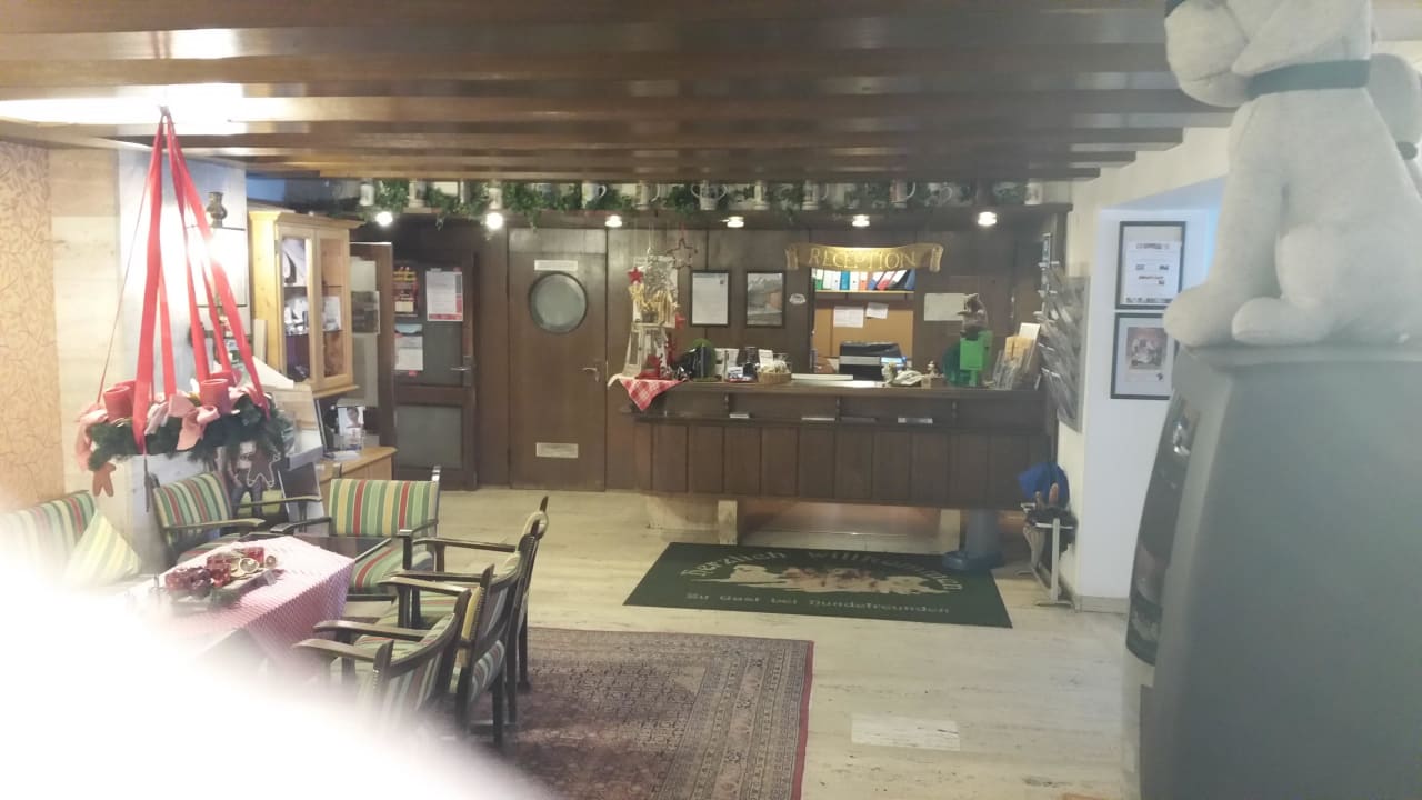 Foyer  Hundesporthotel Wolf