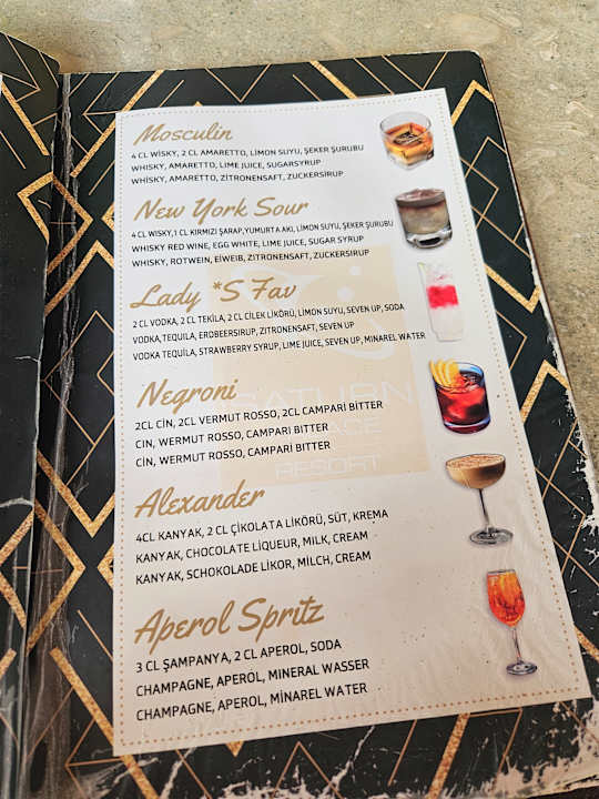 Gastro Saturn Palace Resort Hotel